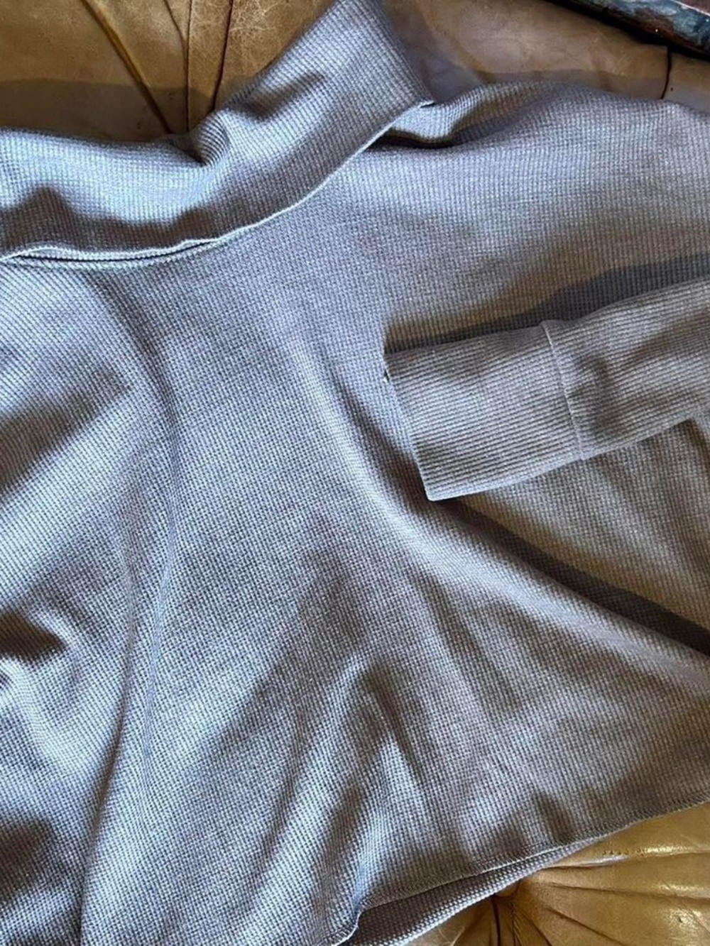 American Eagle Outfitters Women's Grey Crop Turtleneck